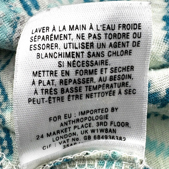 ANTHROPOLOGIE AKEMI & KIN Large Blue Diamond Print Boho Roll Tab Embellished Top - Picture 7 of 10